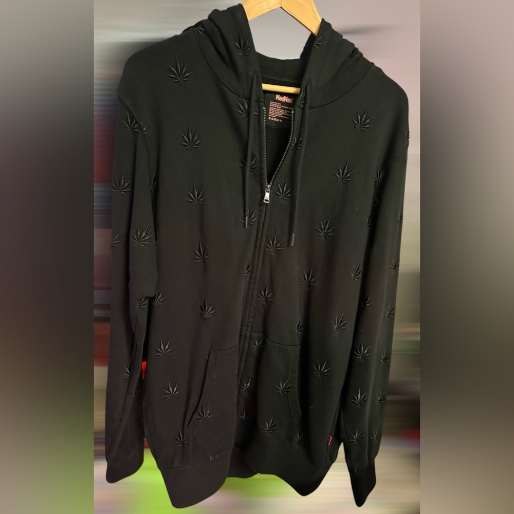 MEDMEN embroidered leaf zipup hoodie